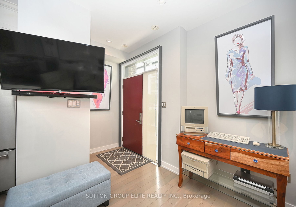 4070-parkside-village-drive-mississauga-ontario-w10428024