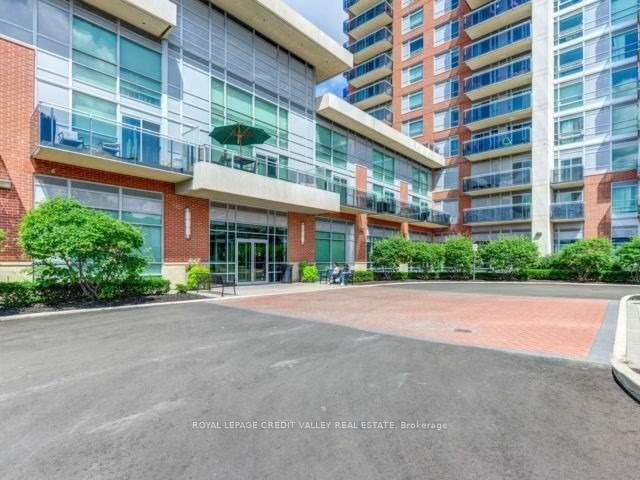215-queen-street-brampton-ontario-w10440539