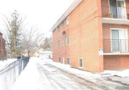 10-main-street-s-halton-hills-ontario-w1082615