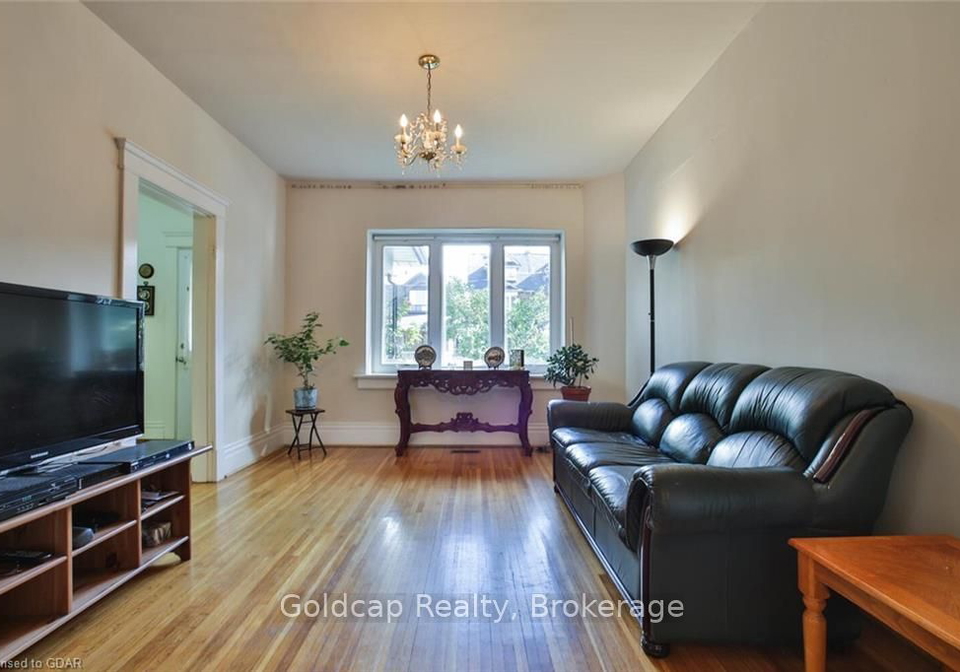 238-fairview-avenue-toronto-ontario-w10881803