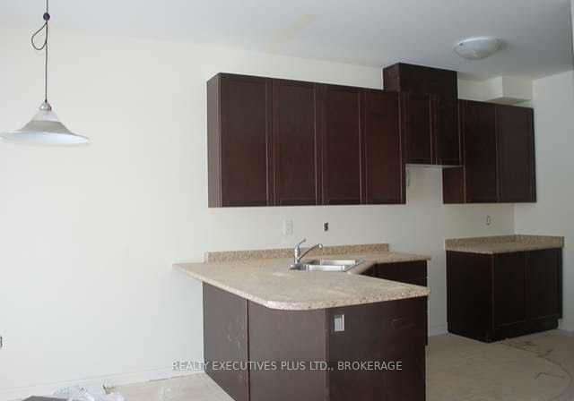 881-oasis-drive-mississauga-ontario-w11265565