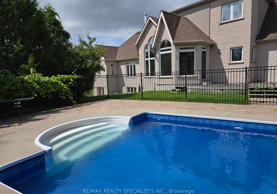 7-deer-run-crescent-halton-hills-ontario-w11895415