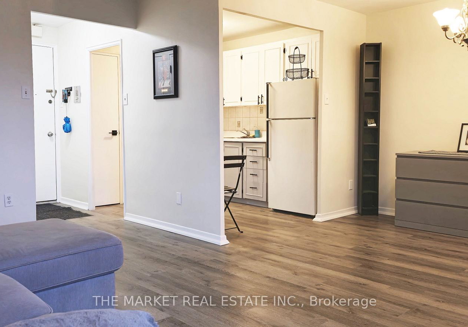 785-browns-line-toronto-ontario-w11899152