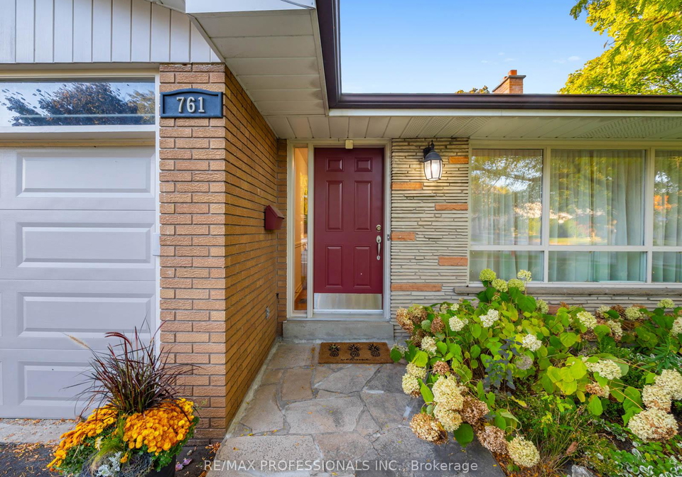 761-duchess-drive-mississauga-ontario-w11908139