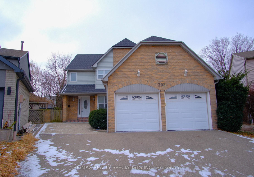 39b-newington-crescent-toronto-ontario-w11912141