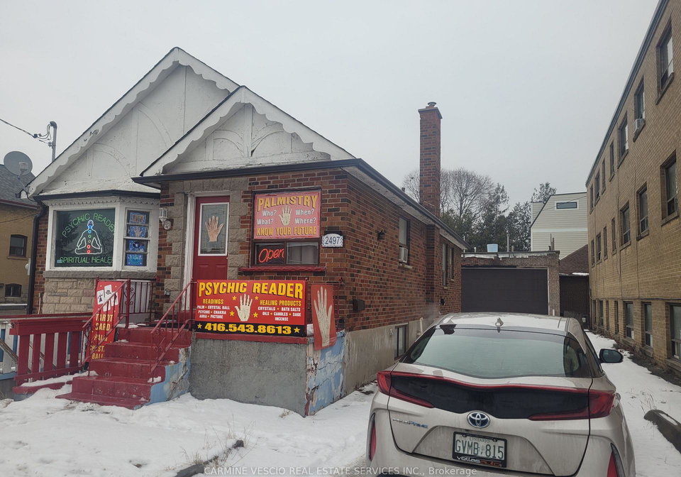 2497-dufferin-street-north-york-ontario-w11933951