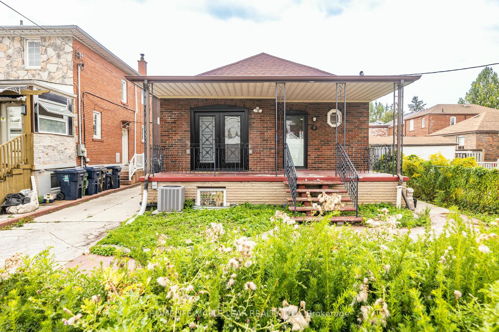 9-hertford-avenue-toronto-ontario-w11946255