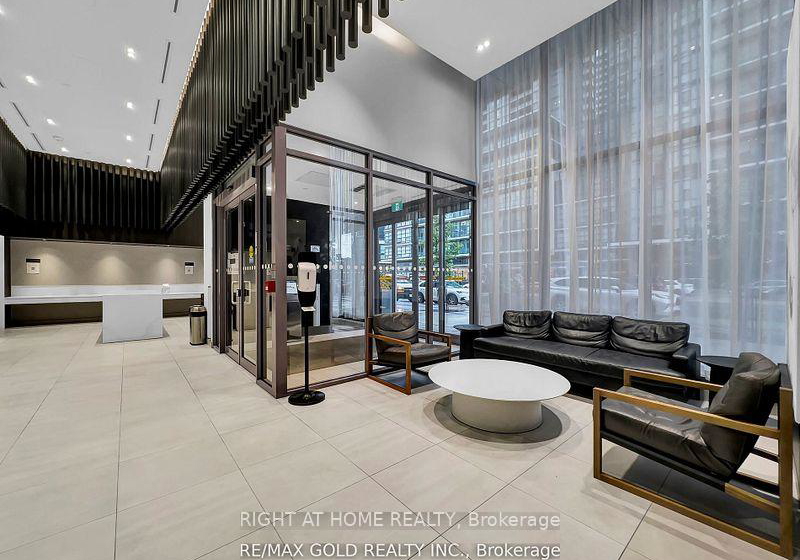 4065-confederation-parkway-mississauga-ontario-w11948520