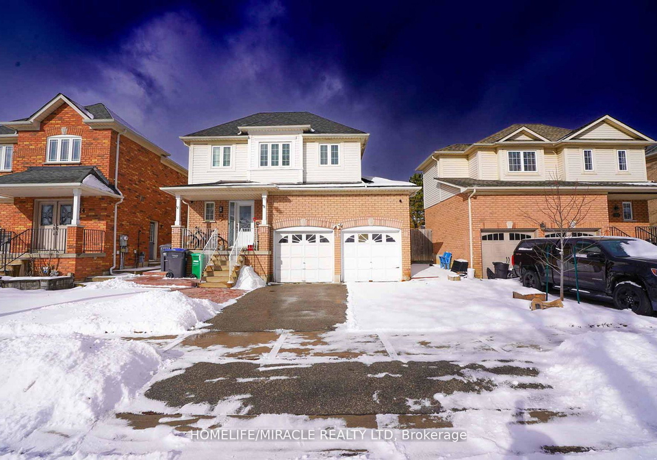 22-courtsfield-crescent-brampton-ontario-w11950624