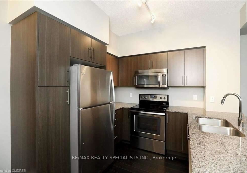 65-speers-road-e-oakville-ontario-w11958862