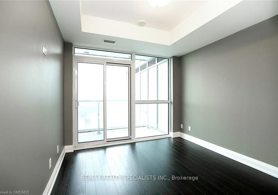 65-speers-road-e-oakville-ontario-w11958862