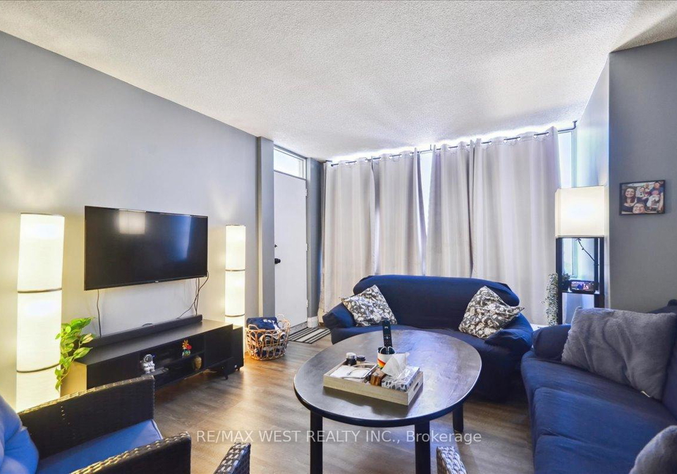340-dixon-road-toronto-w09-ontario-w11960786