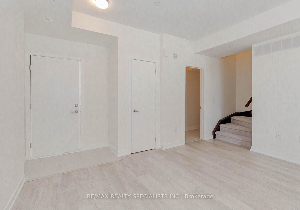 3550-colonial-drive-mississauga-ontario-w11965824