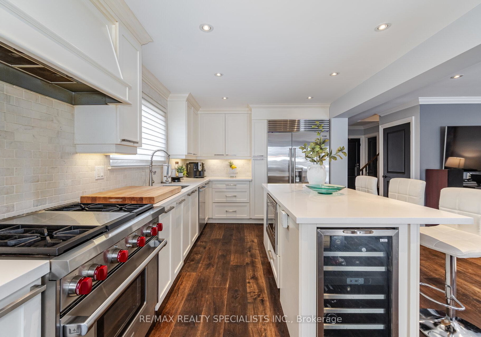 2244-delkus-crescent-mississauga-ontario-w11976843
