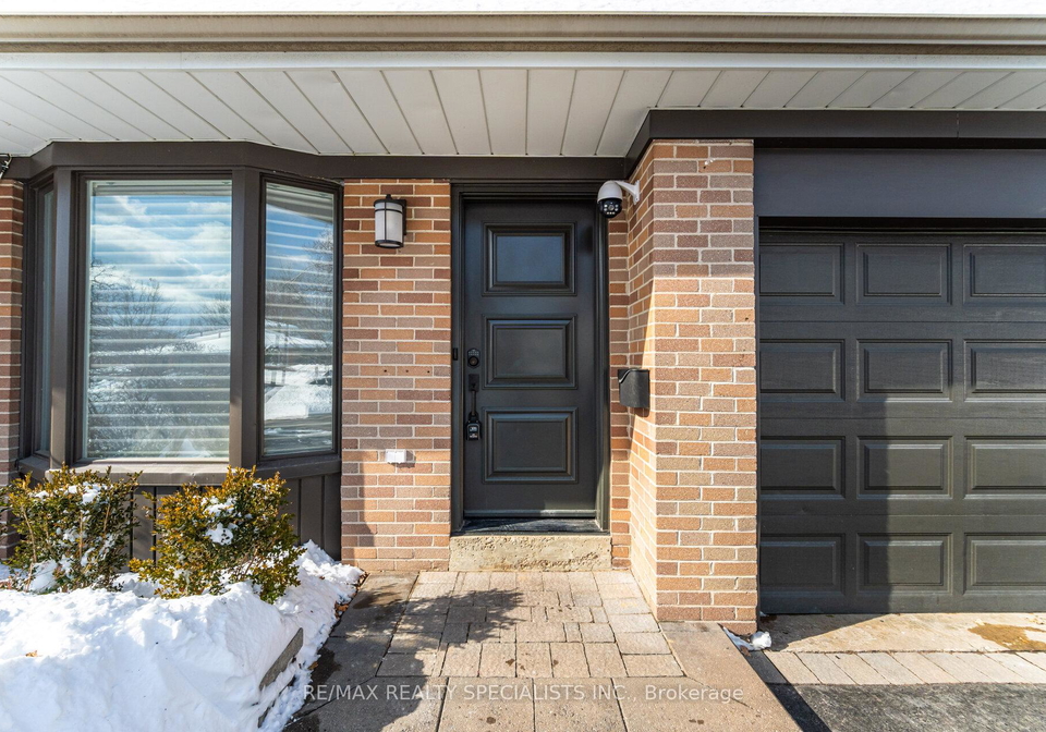 2244-delkus-crescent-mississauga-ontario-w11976843