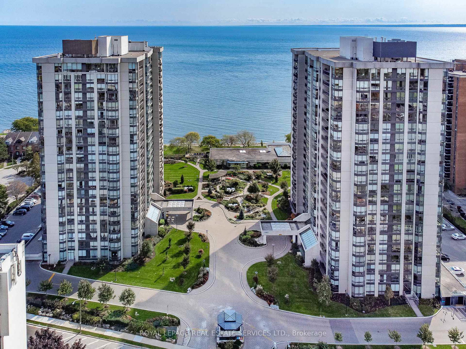 2170-marine-drive-oakville-ontario-w11977389