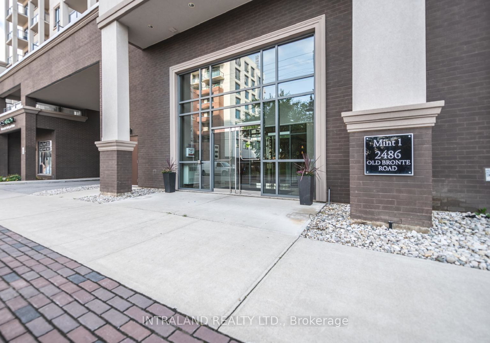 2486-old-bronte-road-oakville-ontario-w11977637