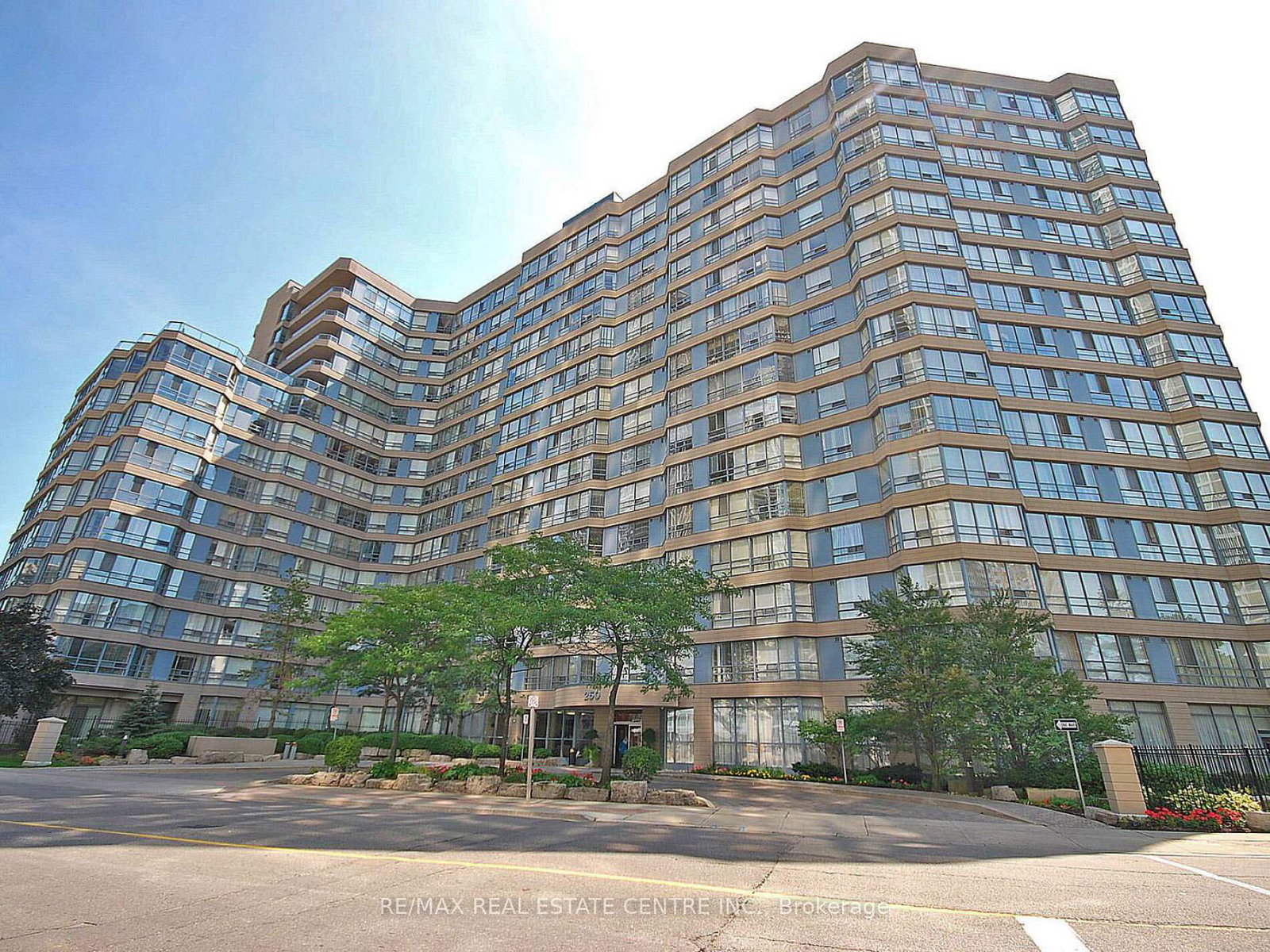 250-webb-drive-mississauga-ontario-w11981681