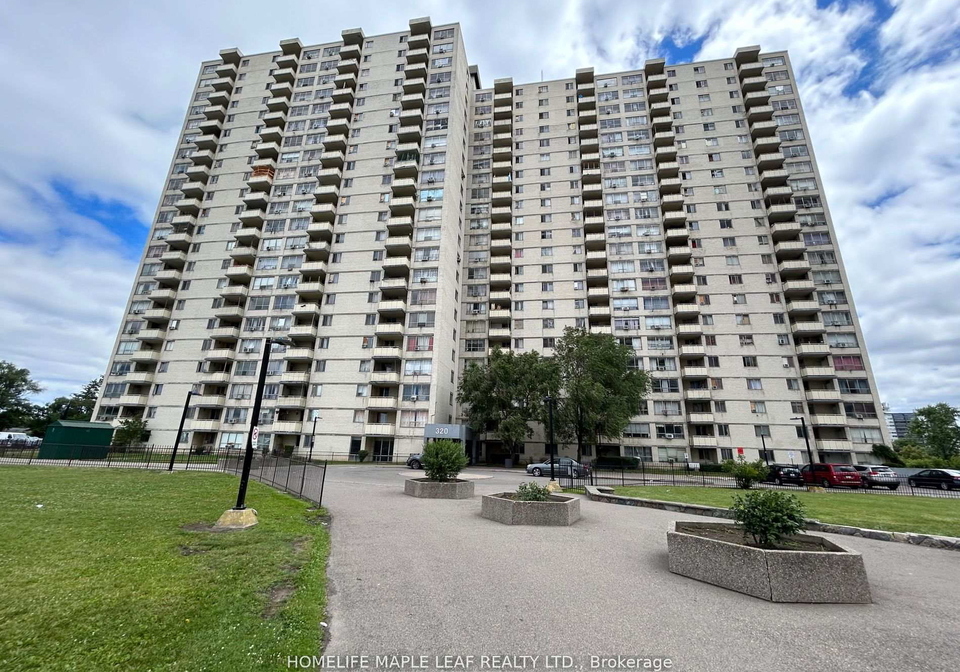 320-dixon-road-etobicoke-ontario-w11999537