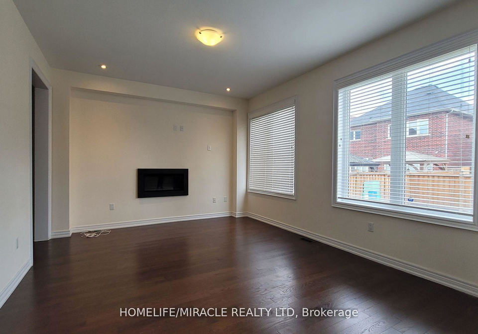 61-forsyth-crescent-brampton-ontario-w12001296