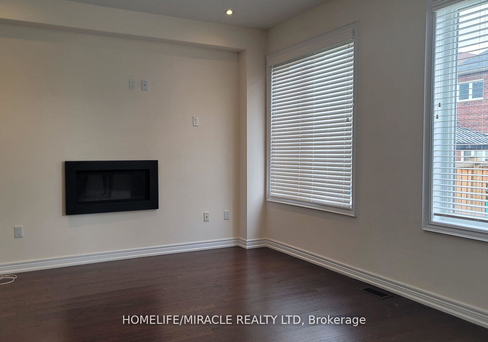 61-forsyth-crescent-brampton-ontario-w12001296