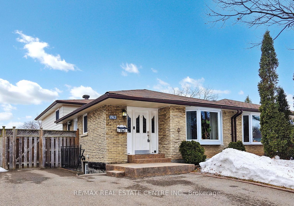 1912-bonnymede-drive-mississauga-ontario-w12006553