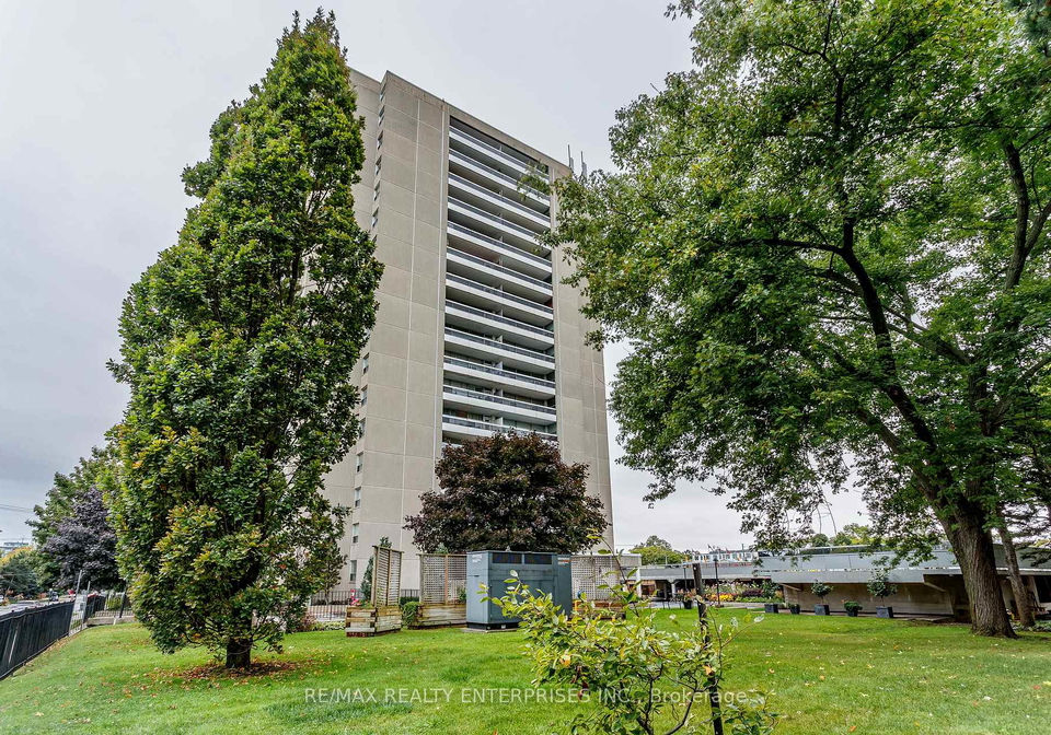 2263-marine-drive-oakville-ontario-w12015761