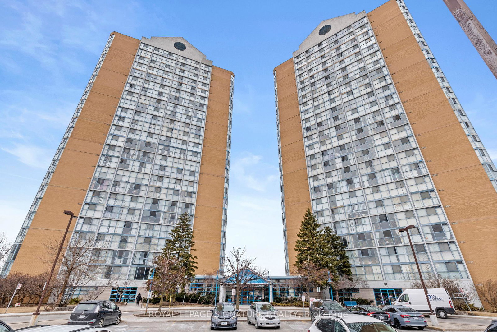 35-trailwood-drive-mississauga-ontario-w12017569