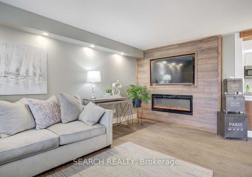 1320-valley-boulevard-mississauga-ontario-w12018430