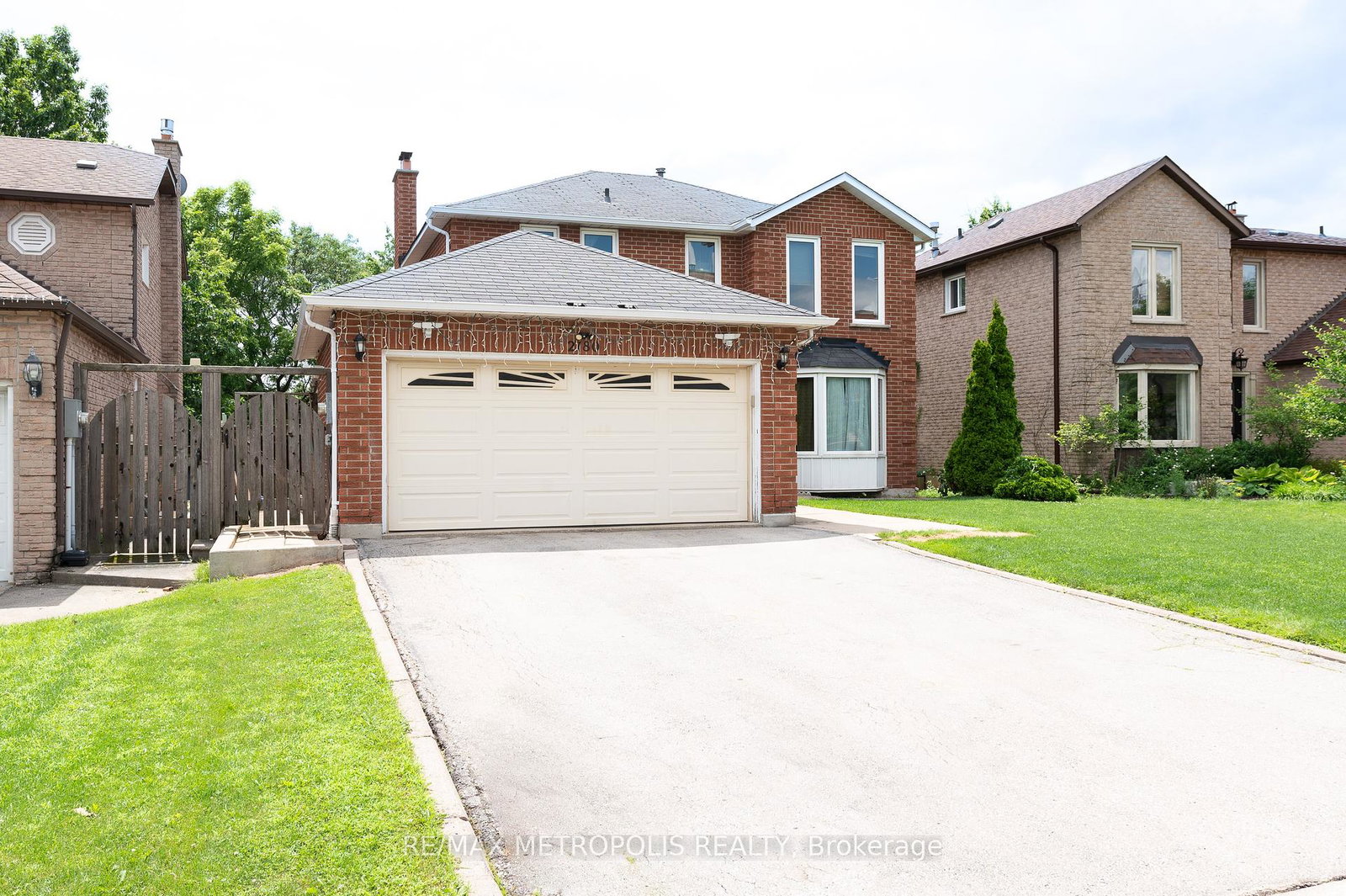 2180-sixth-line-oakville-ontario-w12020598