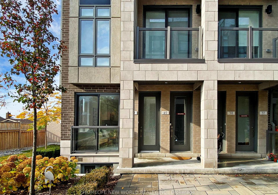 717-lawrence-avenue-w-north-york-ontario-w12026198