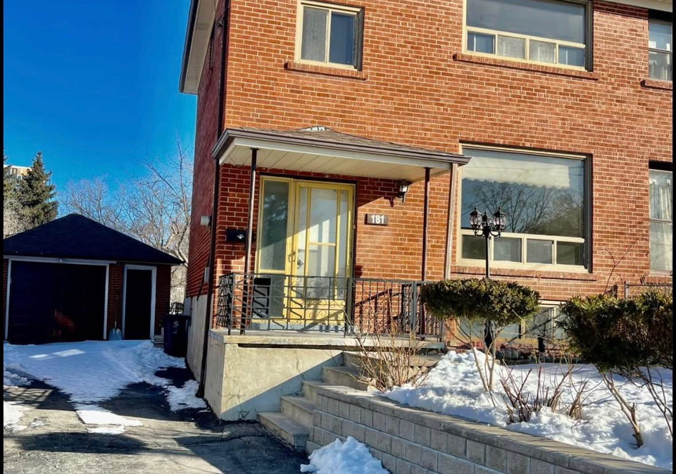 181-habitant-drive-york-ontario-w12027305