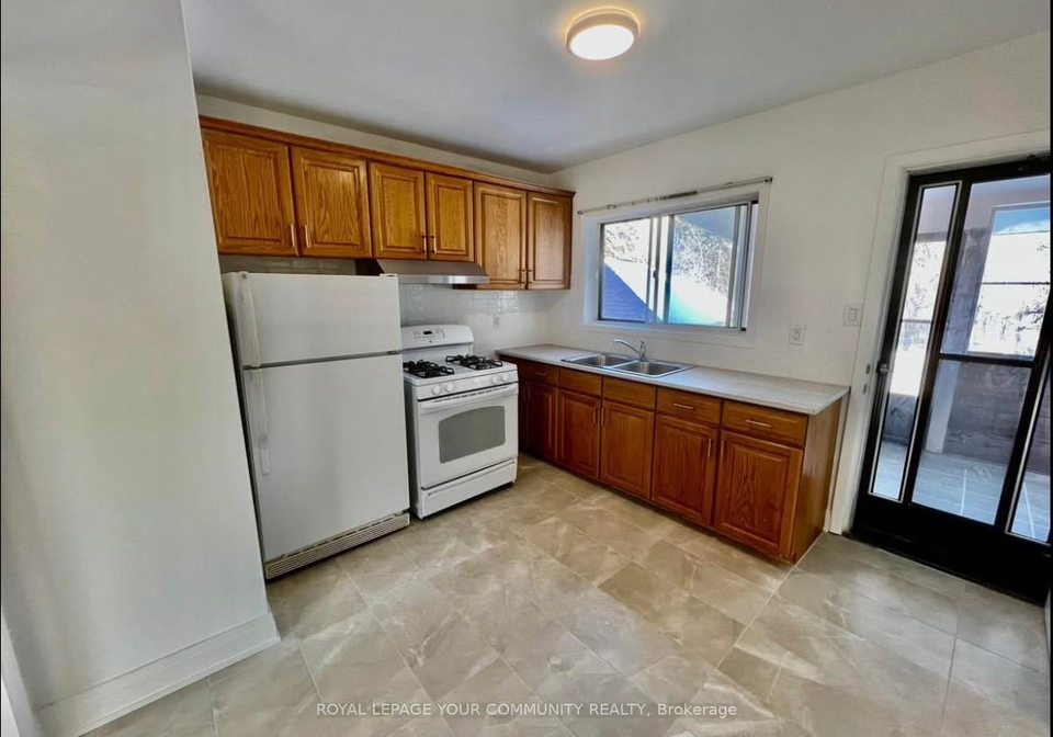181-habitant-drive-york-ontario-w12027305