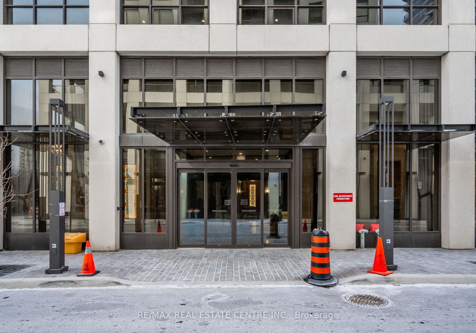 36-elm-drive-mississauga-ontario-w12031296