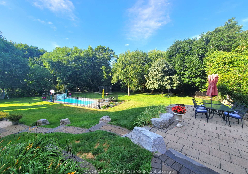 1606-crediton-parkway-e-mississauga-ontario-w12037152