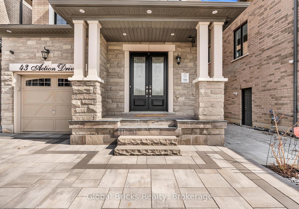 43-action-drive-brampton-ontario-w12037588