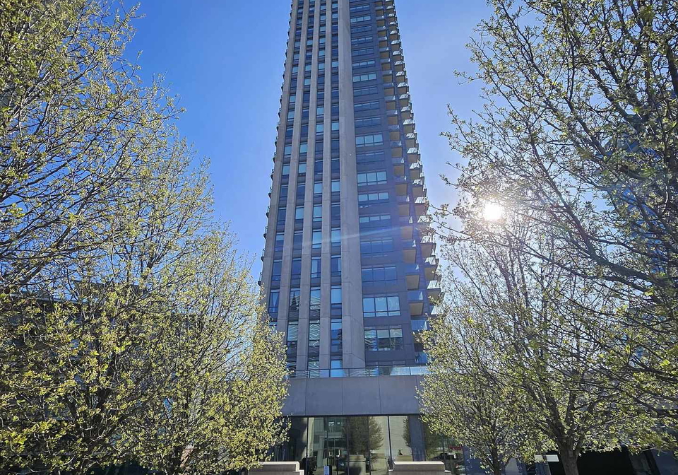 36-park-lawn-road-n-etobicoke-ontario-w12041027