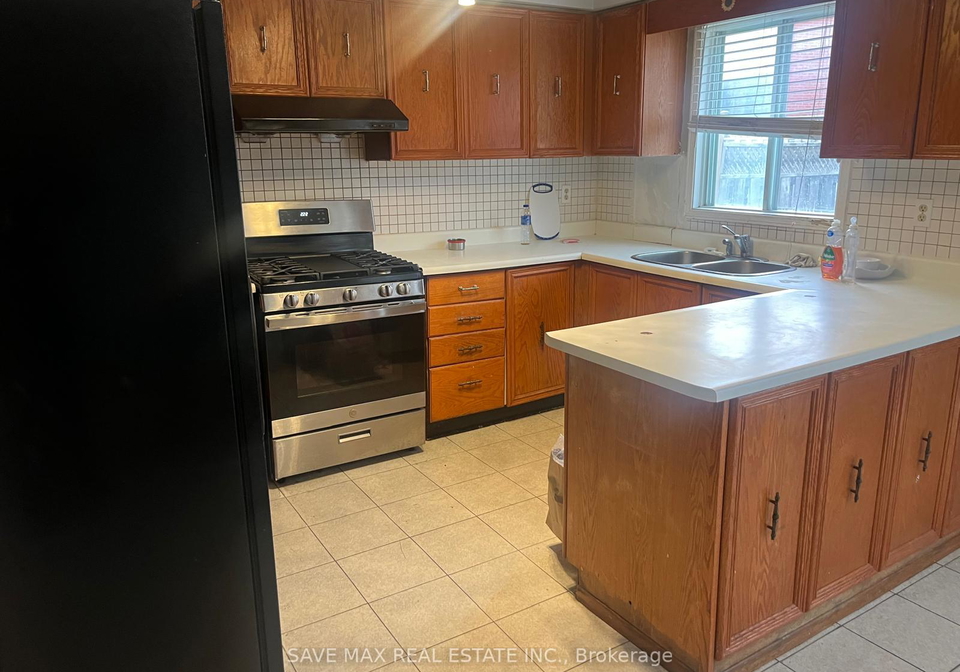 101-hinchley-wood-grove-brampton-ontario-w12042507