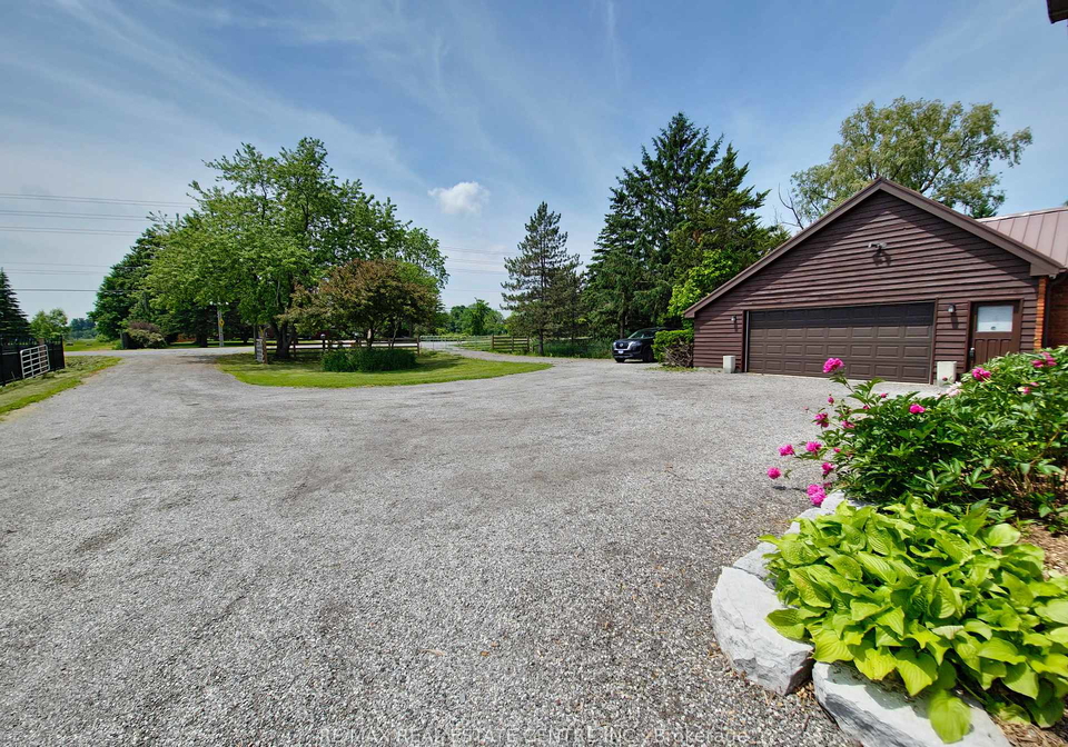 11719-guelph-line-milton-ontario-w12045467
