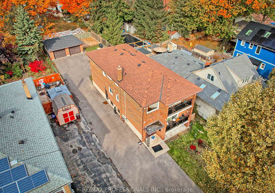 16-muskoka-avenue-etobicoke-ontario-w12050097