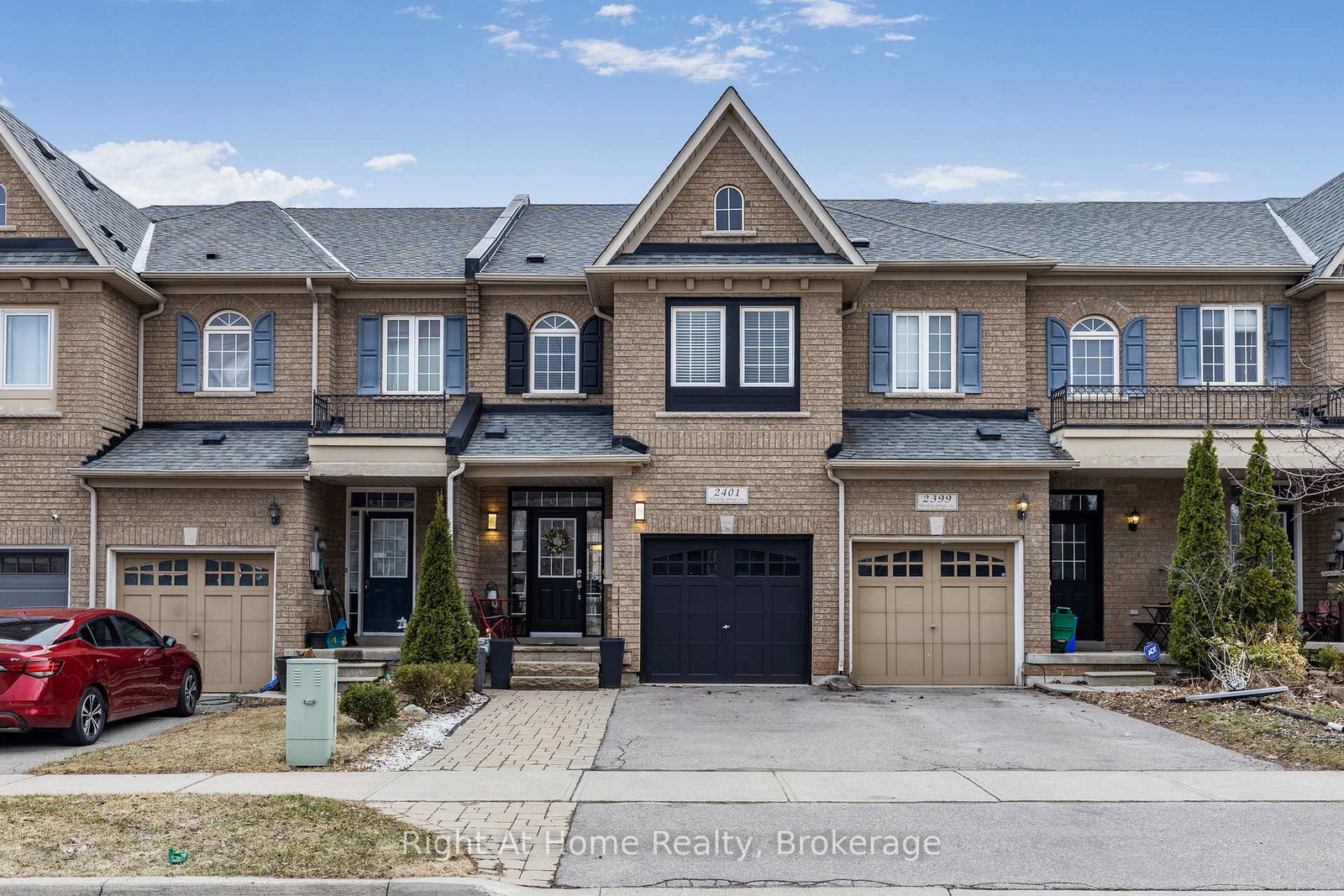 2401-whistling-springs-crescent-oakville-ontario-w12051231