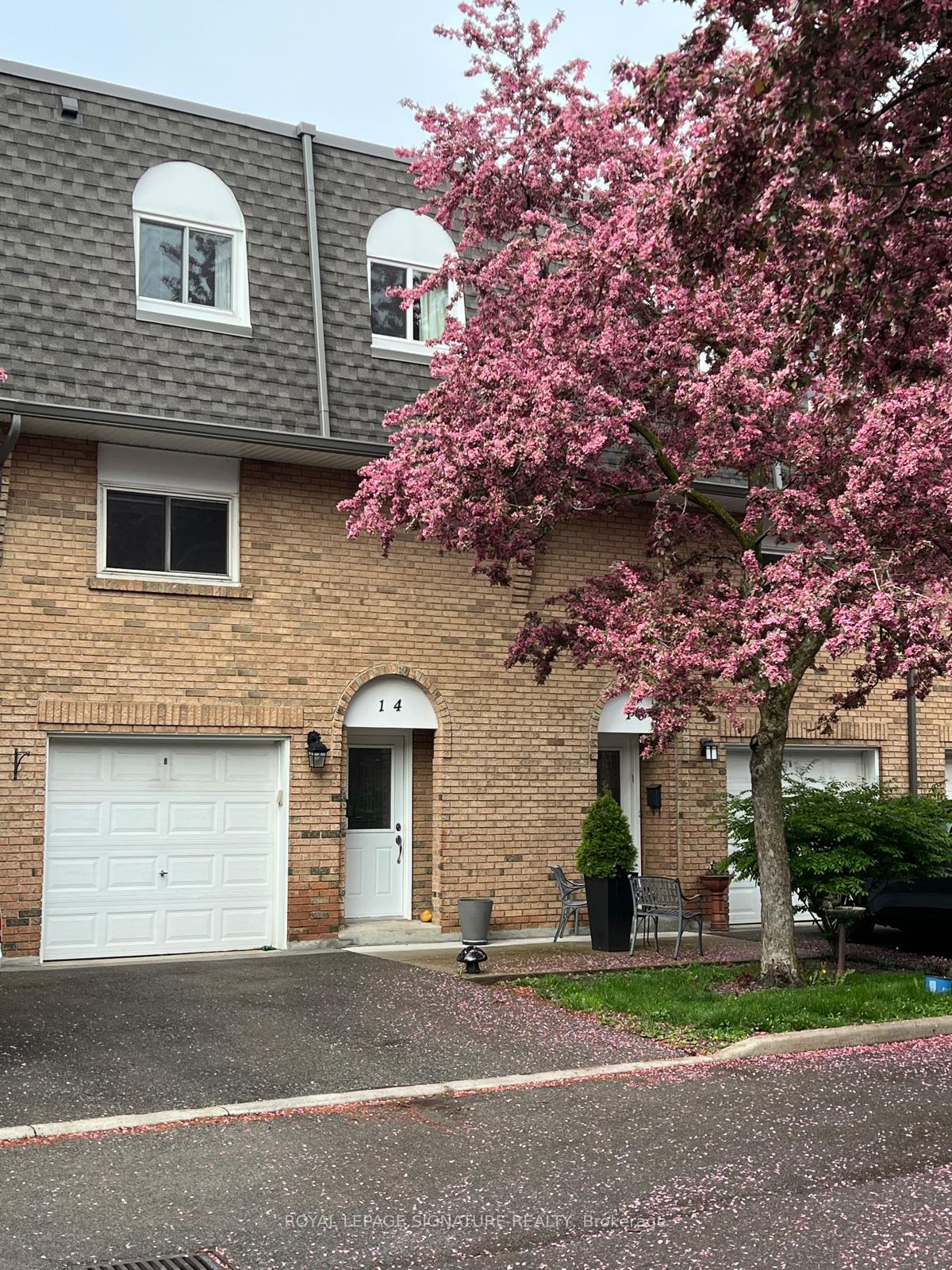 98-brock-street-oakville-ontario-w12053167