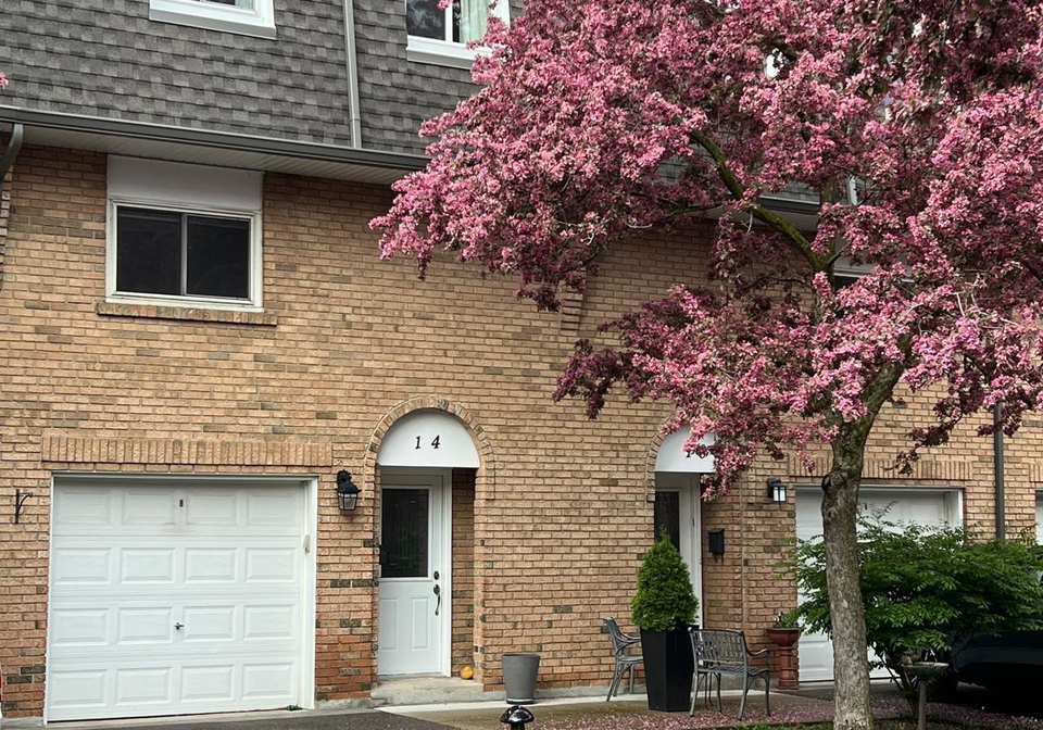 98-brock-street-oakville-ontario-w12053167