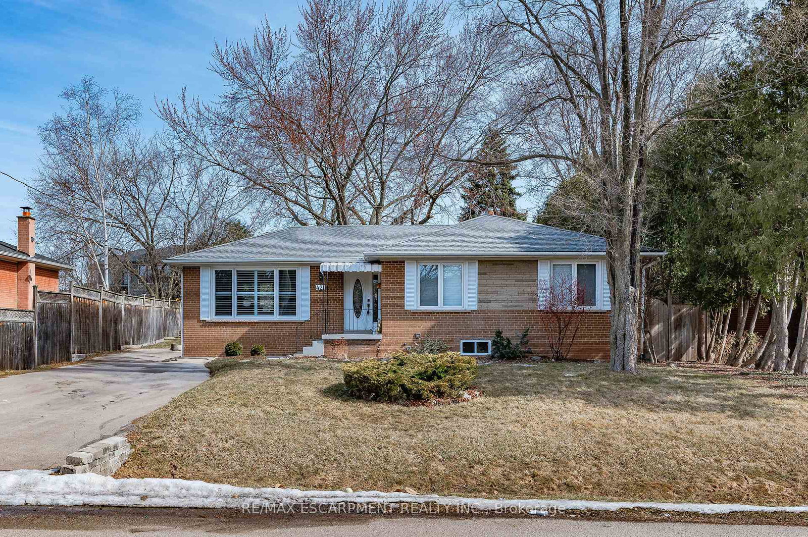 421-seaton-drive-oakville-ontario-w12053948