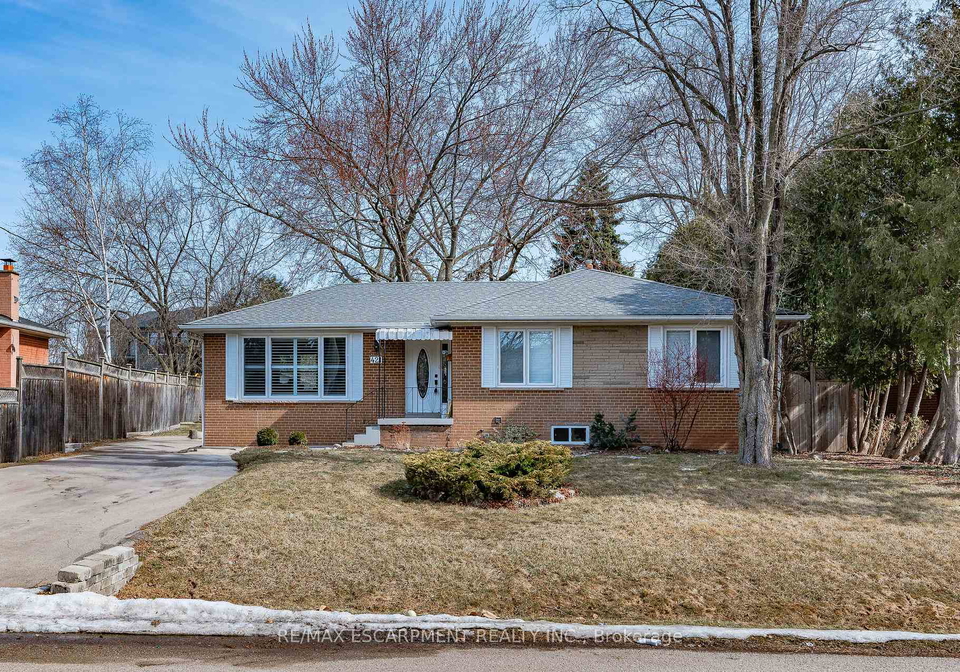 421-seaton-drive-oakville-ontario-w12053948