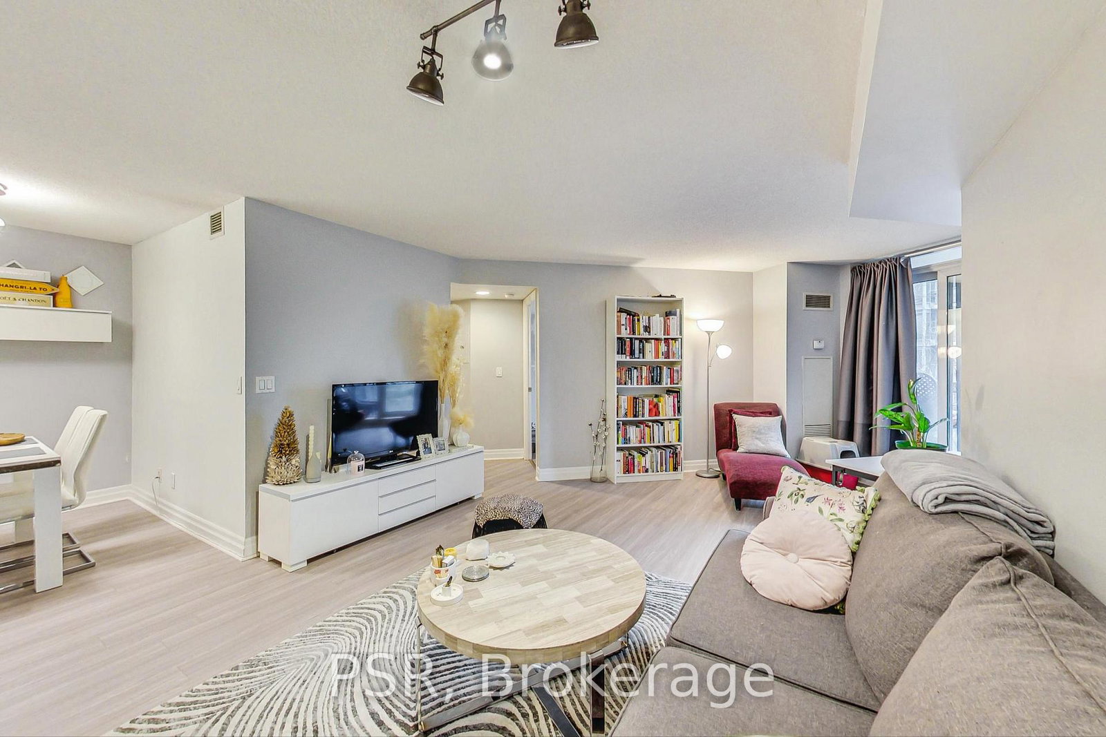 2121-lakeshore-boulevard-etobicoke-ontario-w12054187