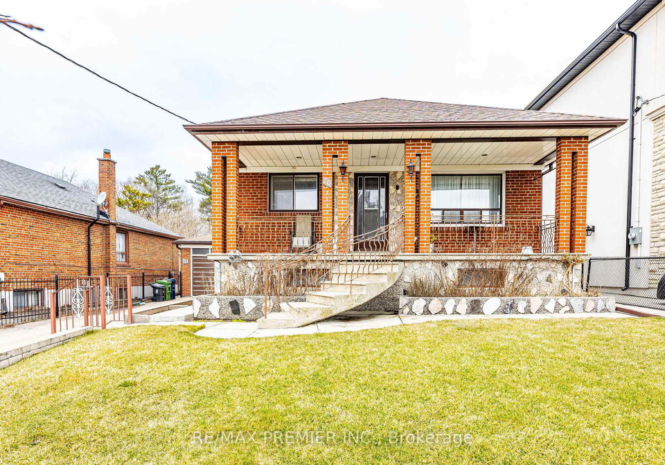 70-forthbridge-crescent-york-ontario-w12055143