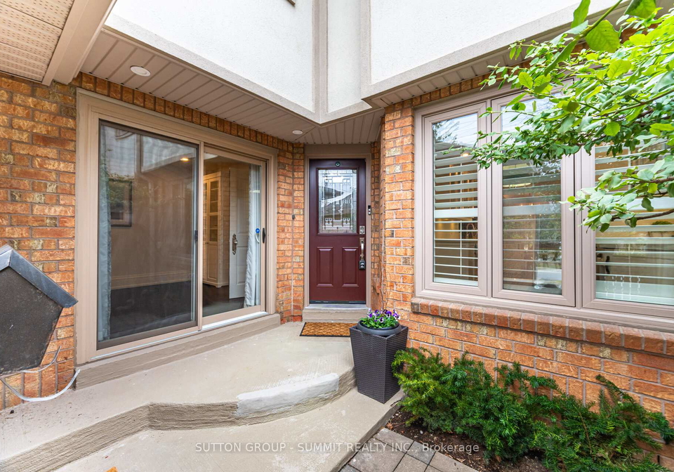 1724-the-chase-mississauga-ontario-w12055755