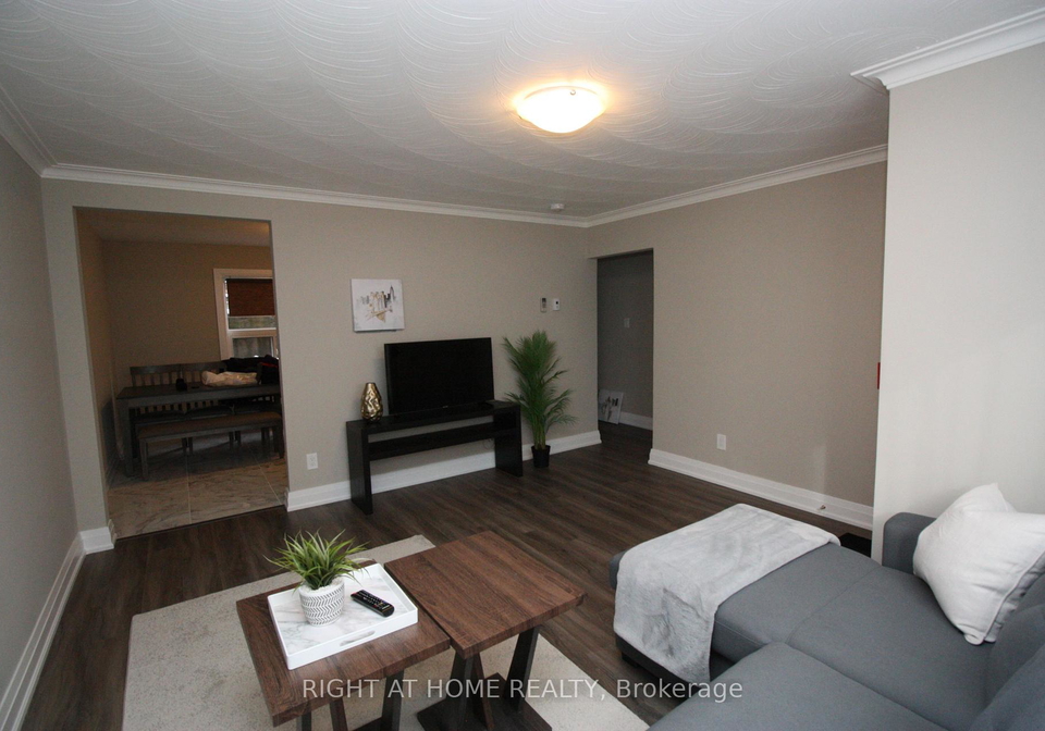 2-glen-gordon-road-toronto-ontario-w12056853