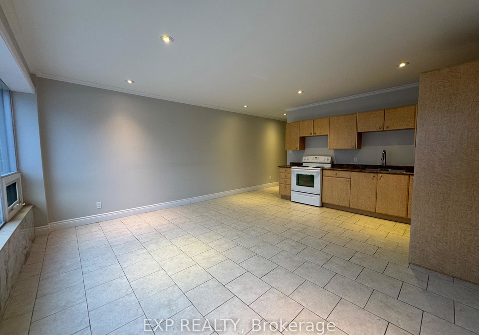 258-lakeshore-road-e-mississauga-ontario-w12059506